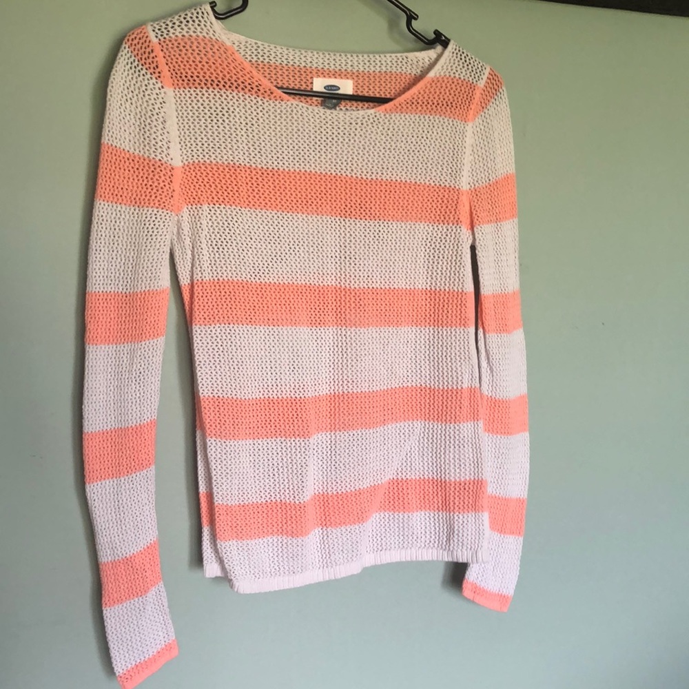 Woven beach top
